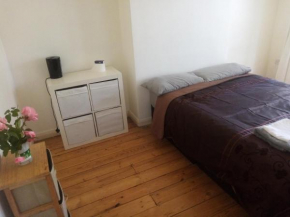 Malaika one, Plumstead